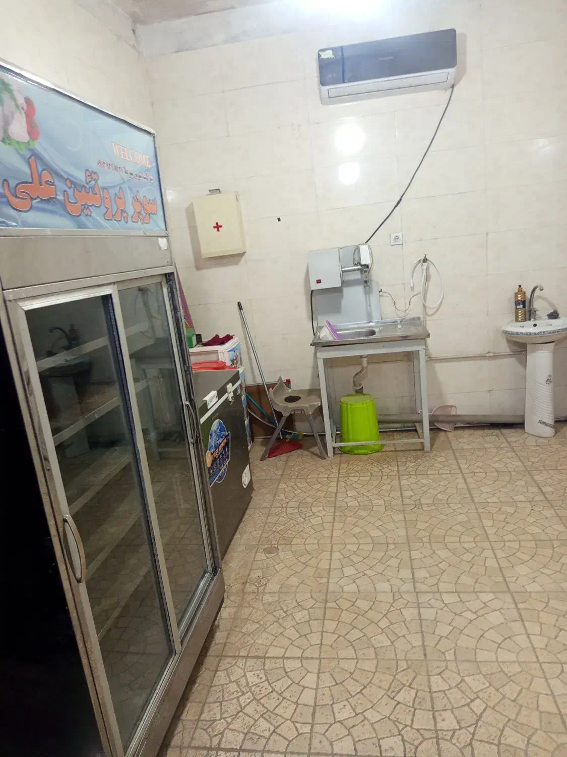 لوازم مرغ فروشی کامل|فروشگاه و مغازه|ریگان, |دیوار