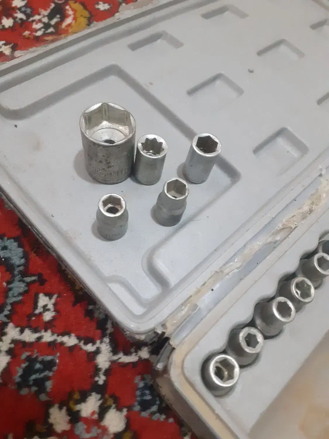 جعبه بکس ۳۱ پارچه دسته دوم ۸۰۰هزار تومان|ابزارآلات|کرمانشاه, |دیوار