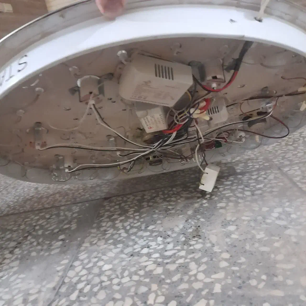 لوستر|لوستر و چراغ آویز|یزد, |دیوار