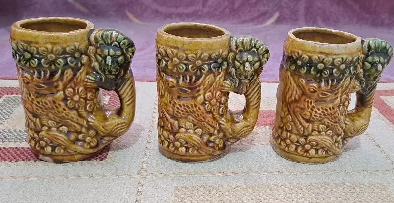 ۳ عدد لیوان قدیمی|کلکسیون اشیاء عتیقه|مشهد, رده|دیوار