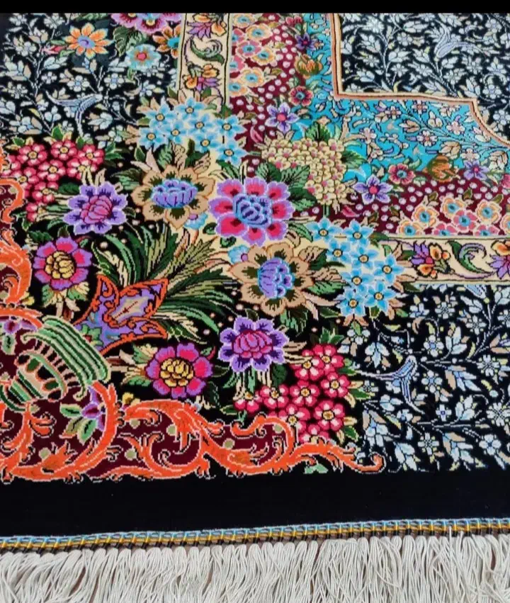 فرش ابریشم خالص زرنیم ریزبافت|فرش|قم, نیروگاه|دیوار