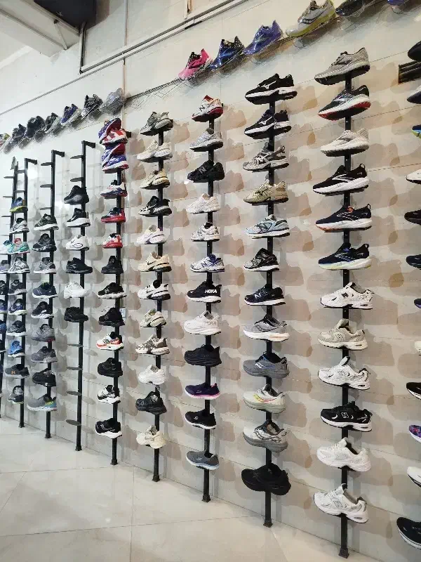 پوشک و کفش اورجینال|کیف، کفش، کمربند|مرودشت, مسجد رسول|دیوار