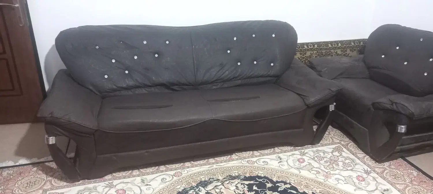 مبل راحتی ۷ نفره مناسب برای دفتر و کارگاه|مبلمان خانگی و میز عسلی|سلماس, |دیوار