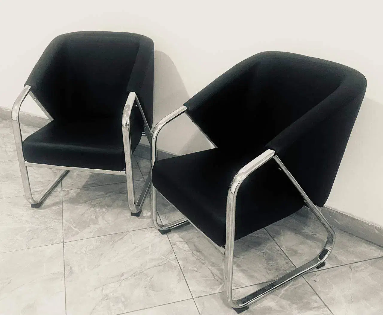 صندلی مهمان کلاسیک|صندلی و نیمکت|اردبیل, |دیوار