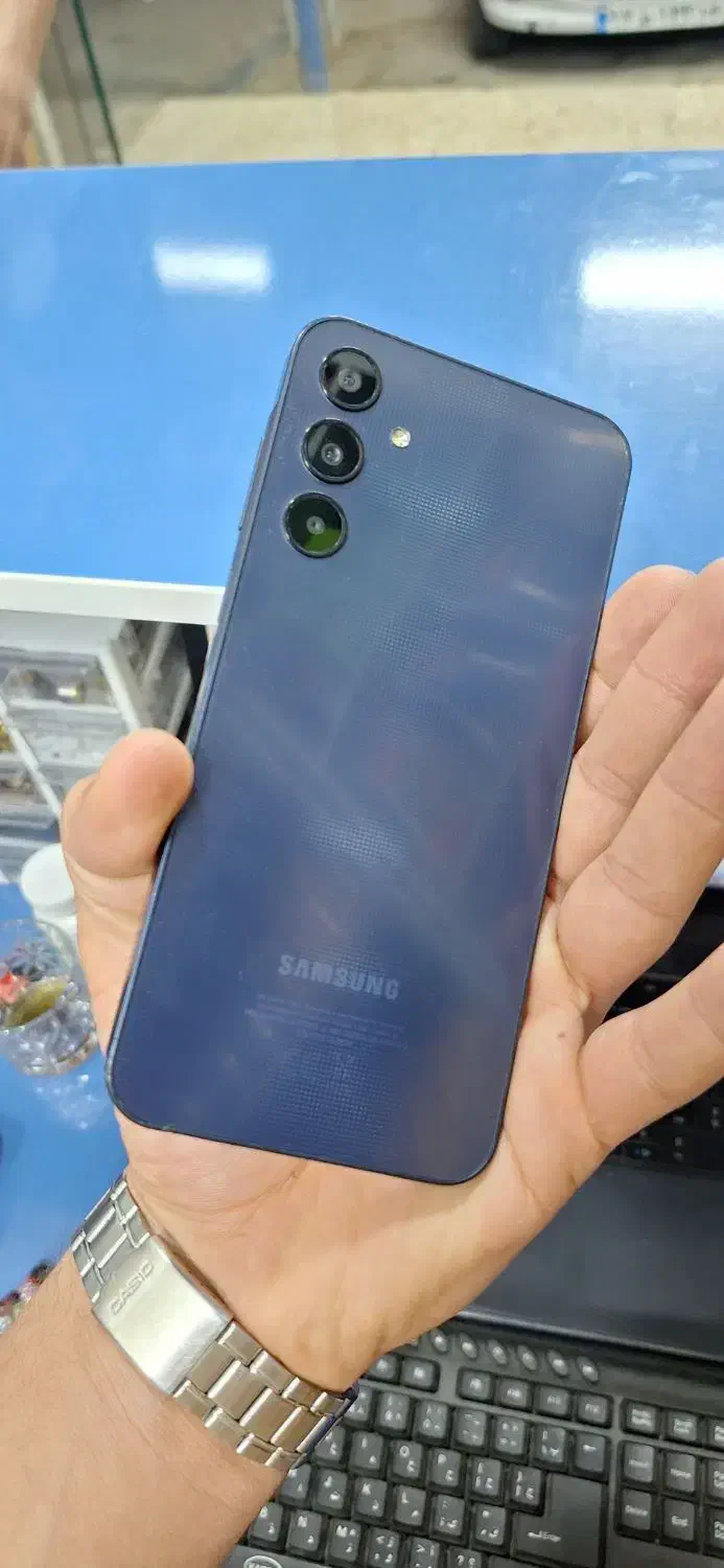 به دلیل خرید گوشی جدید بفروش میرسد|موبایل|اهواز, منبع اب|دیوار