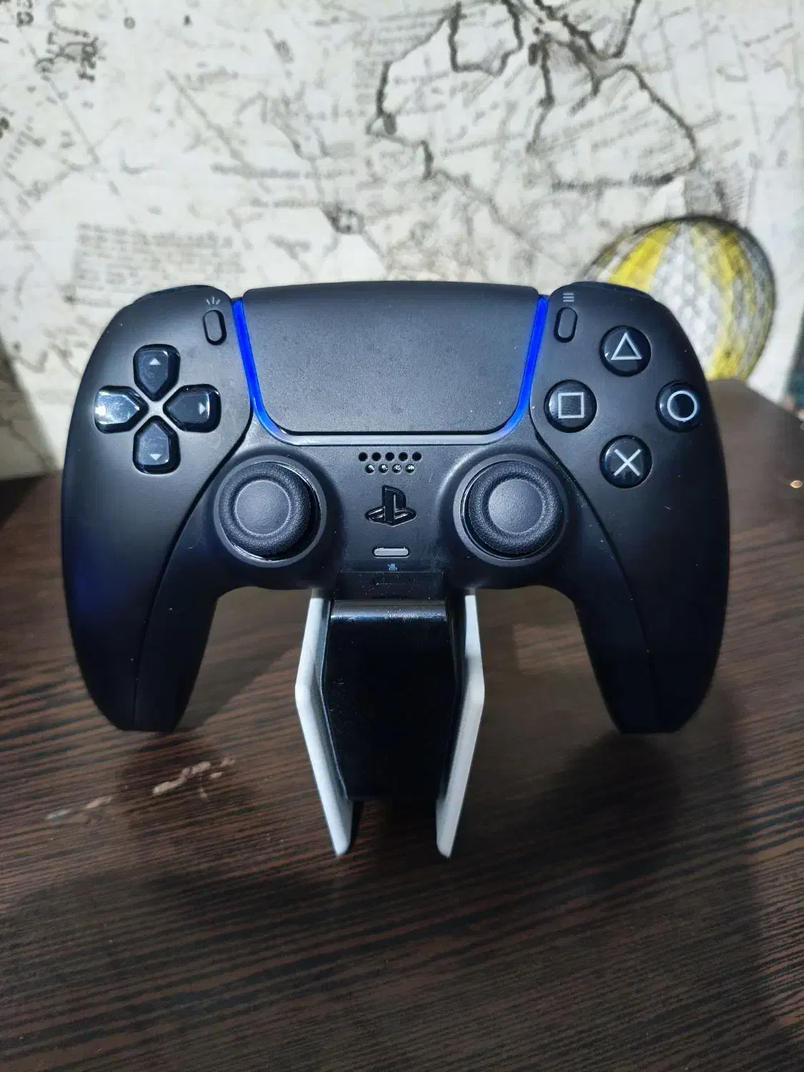 دسته Ps5 و پایه شارژ|کنسول، بازی ویدئویی و آنلاین|کرج, کمال‌شهر|دیوار