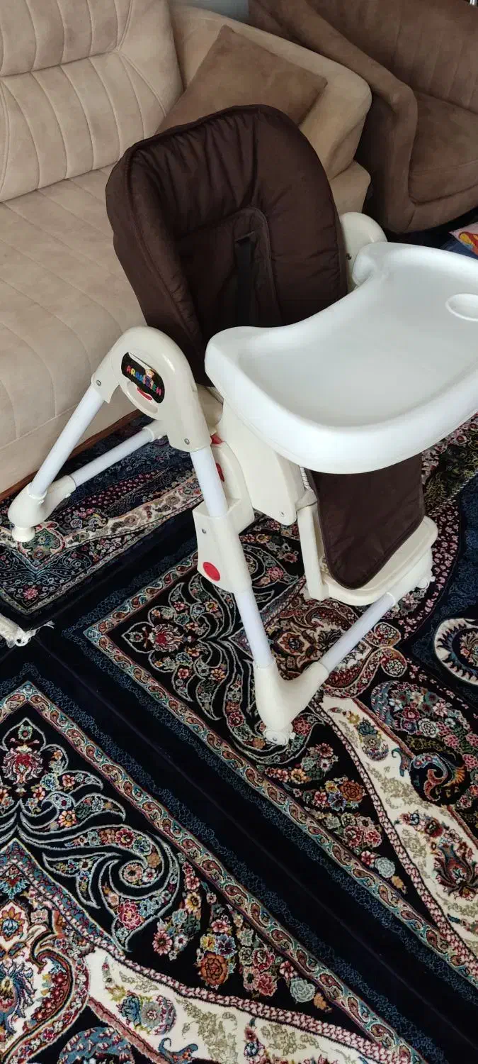 صندلی کودک|تخت و صندلی بچه|ابهر, |دیوار