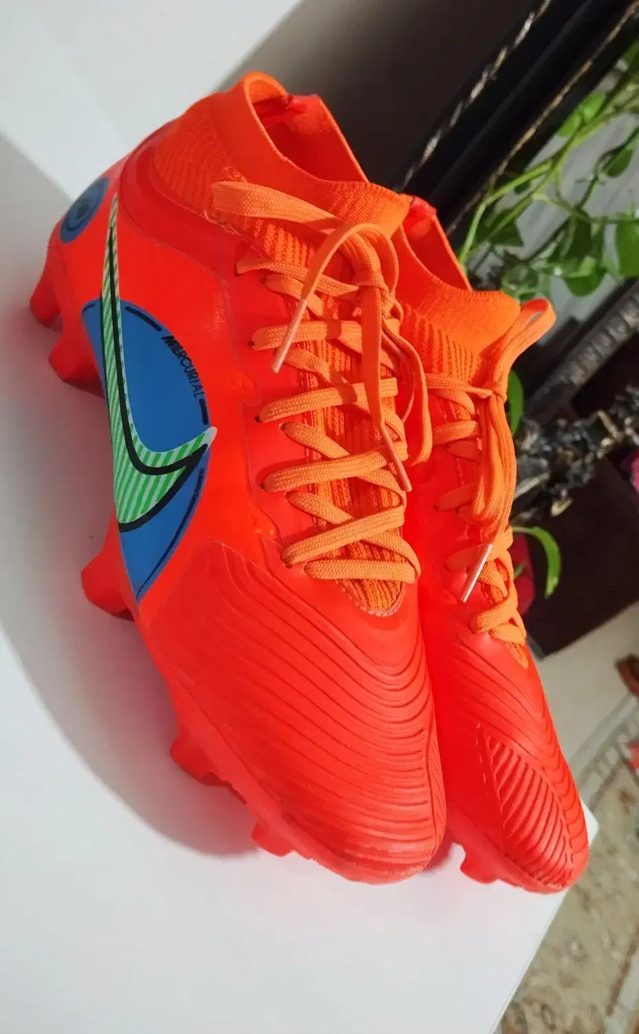 کفش فوتبالی|کیف، کفش، کمربند|گنبد کاووس, |دیوار