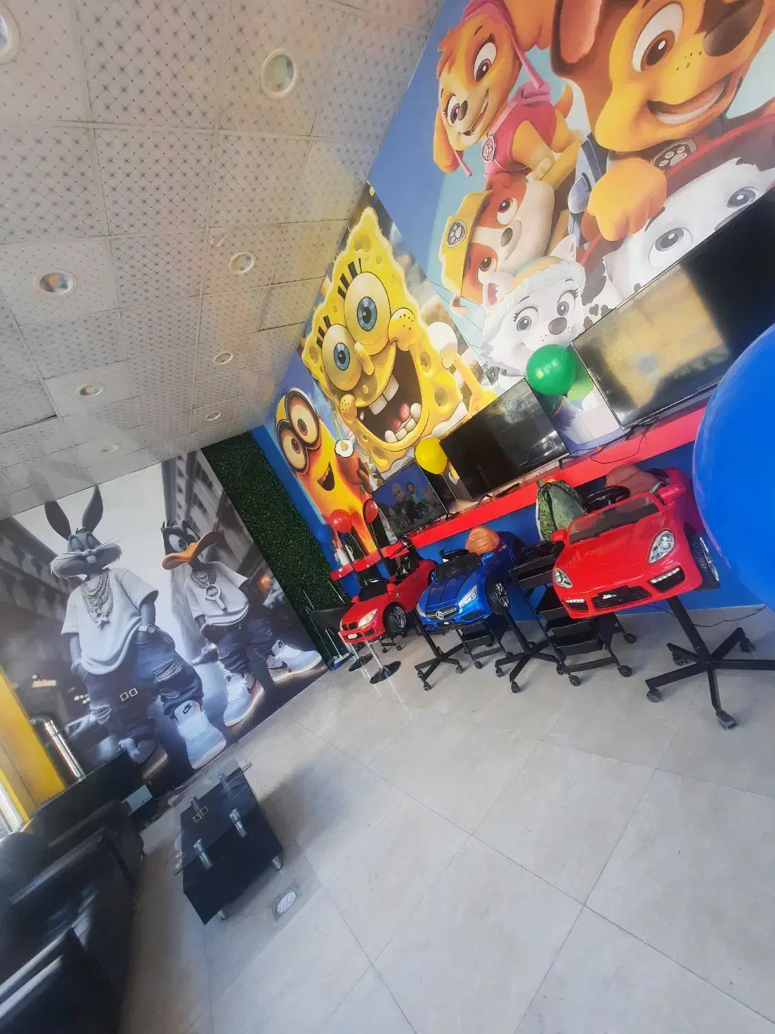 آرایشگر ماهر و باسابقه|استخدام درمانی، زیبایی، بهداشتی|مشهد, شهید قربانی|دیوار