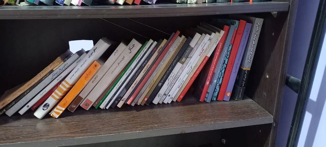 فروش کتاب هنر سینما تئاتر نقاشی بازیگری نمایشنامه|کتاب و مجله آموزشی|تهران, سعادتآباد|دیوار