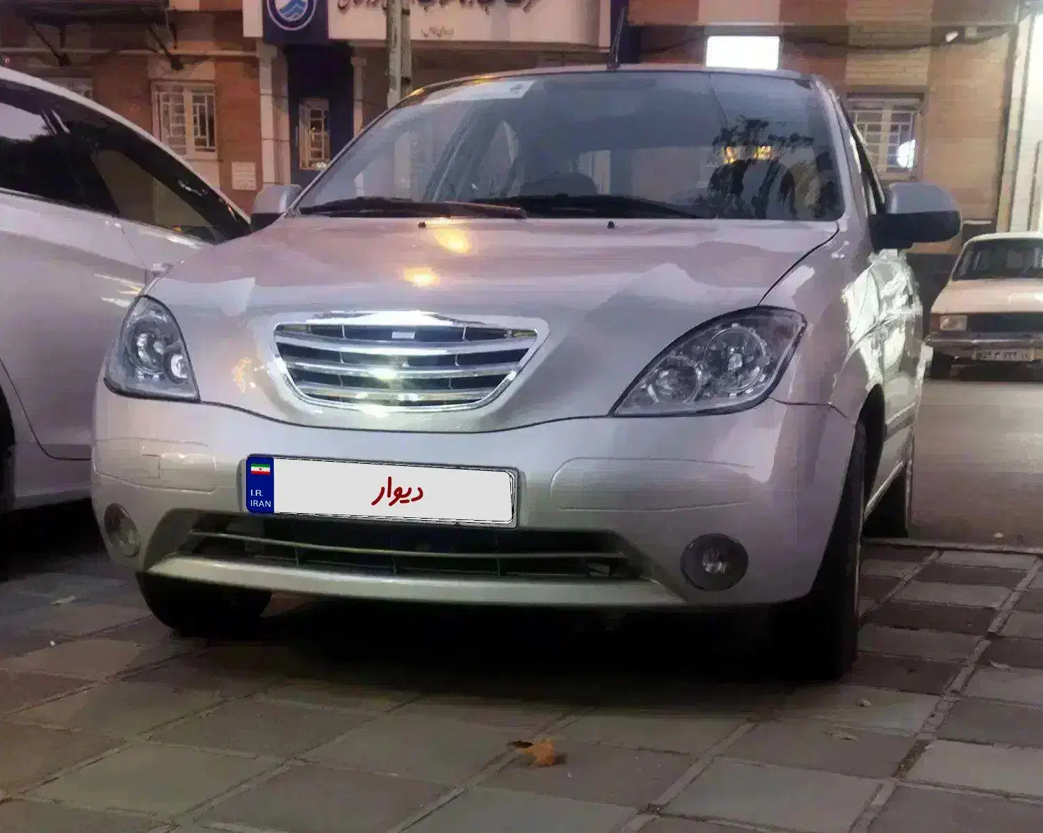 تیبا صندوقدار ۹۵ بدون رنگ شاسی جلو عقب بدون ضربه|خودرو سواری و وانت|سنندج, |دیوار