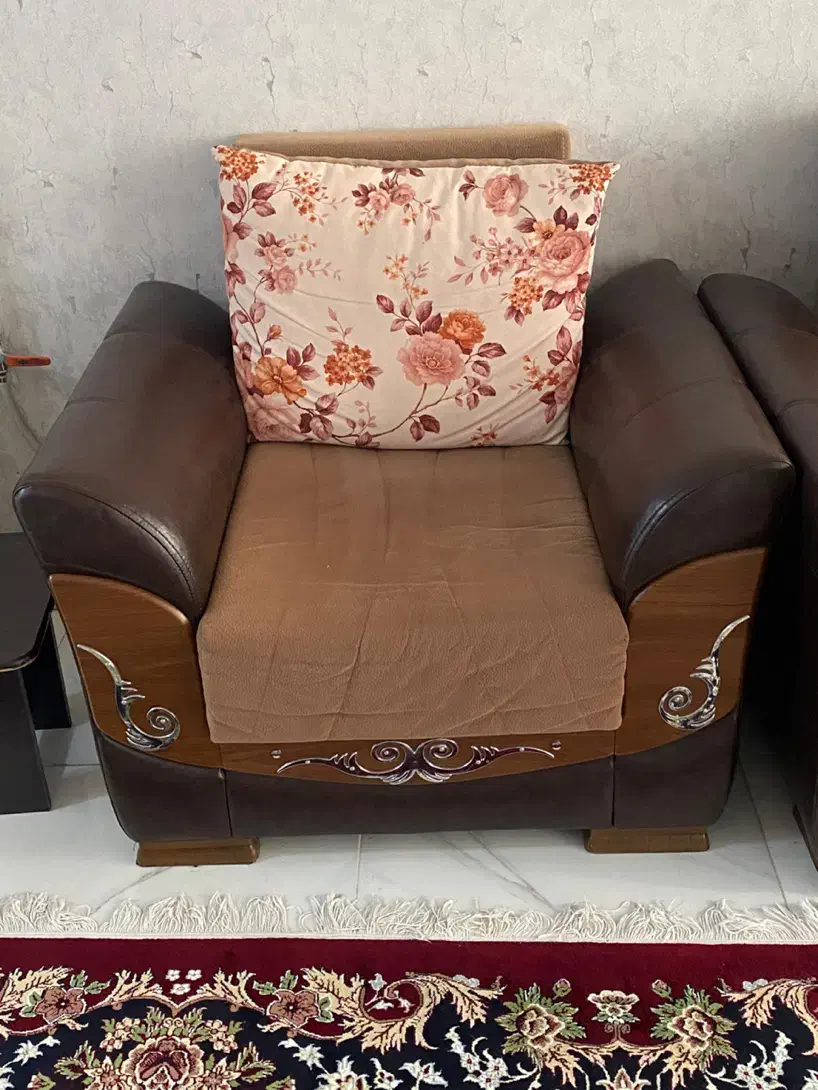 مبل تخت خواب شو|مبلمان خانگی و میز عسلی|شهرکرد, |دیوار