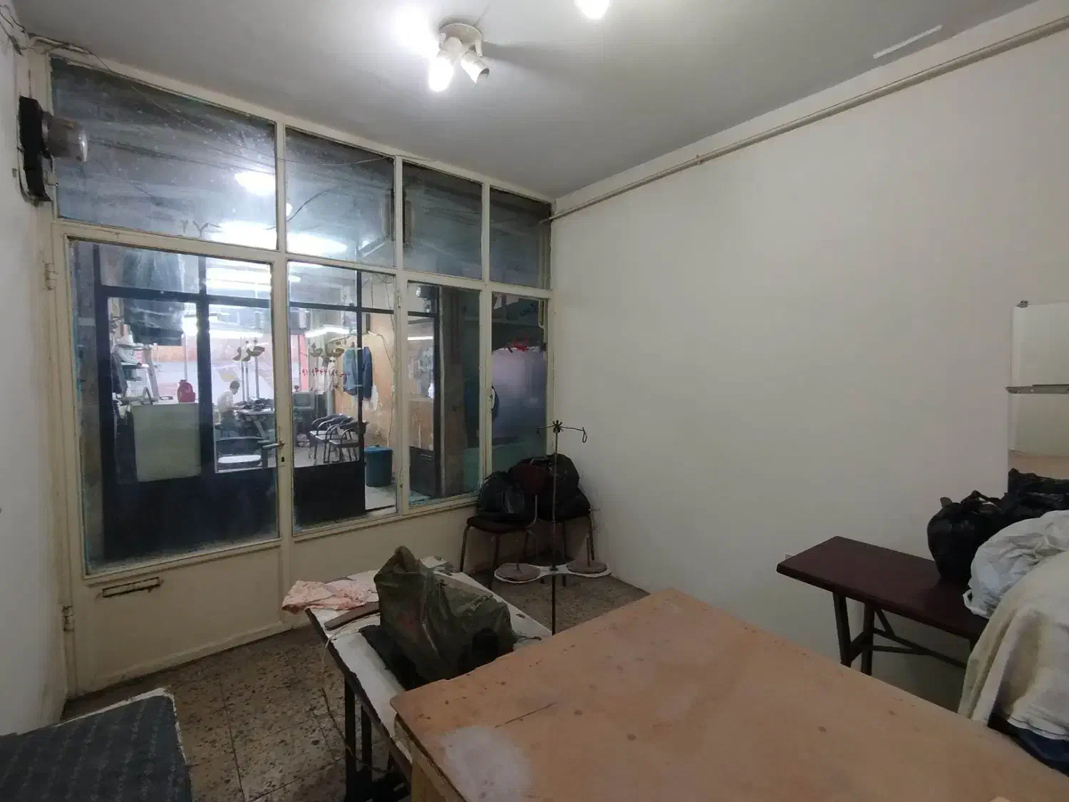 مغازه ۱۵ متری در پاساژ رضا رشت|اجارهٔ مغازه و غرفه|رشت, بازار|دیوار