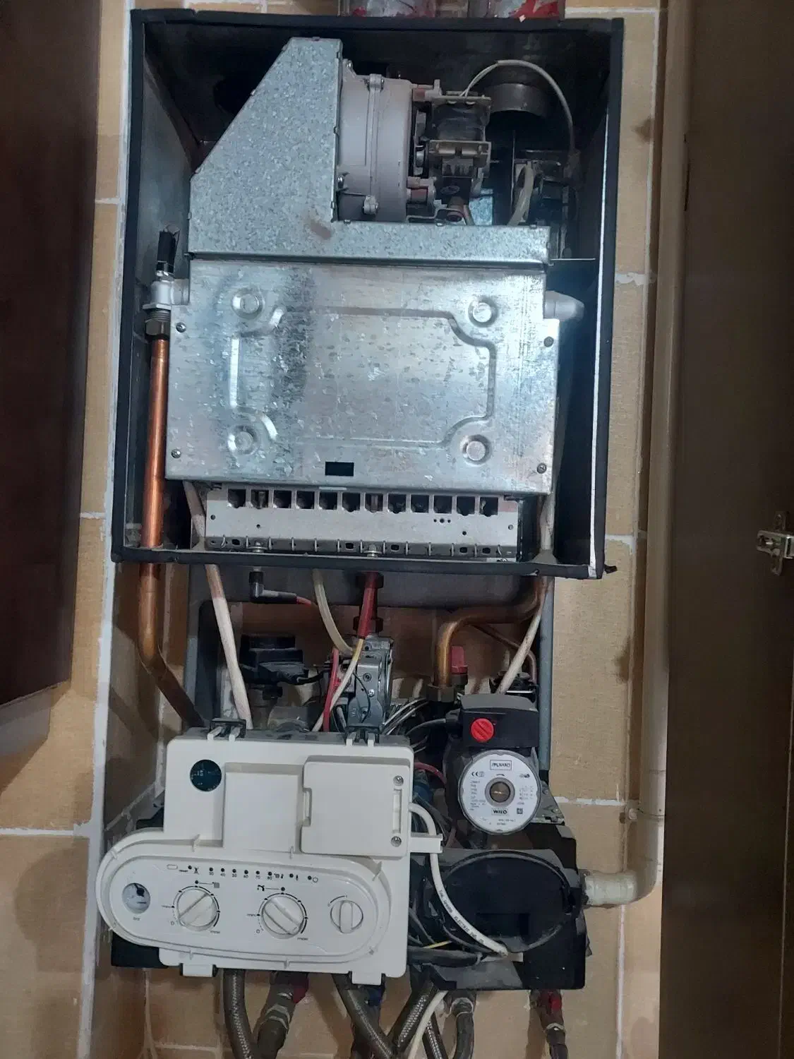 فروش پکیج و آبگرمکن دیواری استوک در حد نو|آبگرمکن، پکیج، شوفاژ|کاشان, یزد‌آباد|دیوار