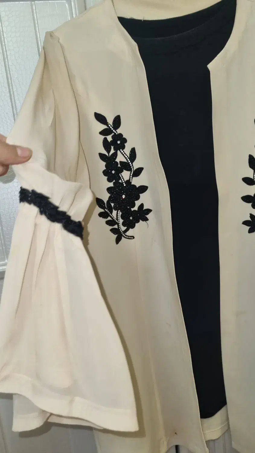 مانتو کرپ مجلسی|لباس|کاشان, دانش|دیوار