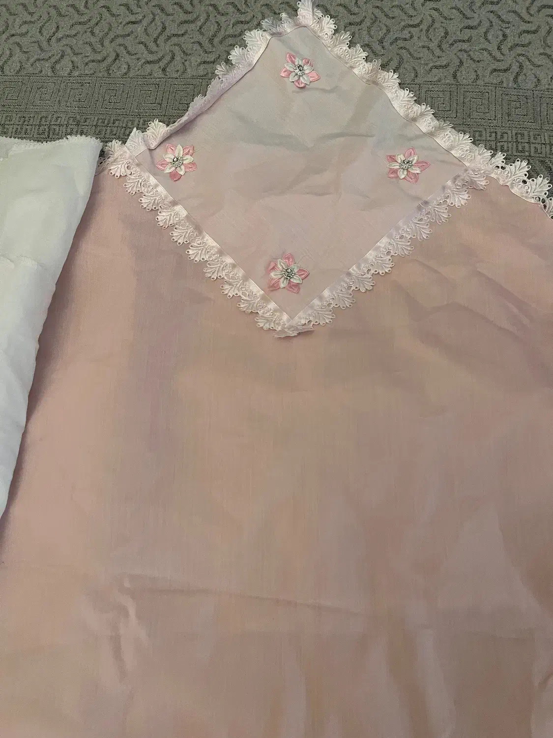 ۲دست چادر و سجاده جشن تکلیف|لباس|رشت, نامجو|دیوار