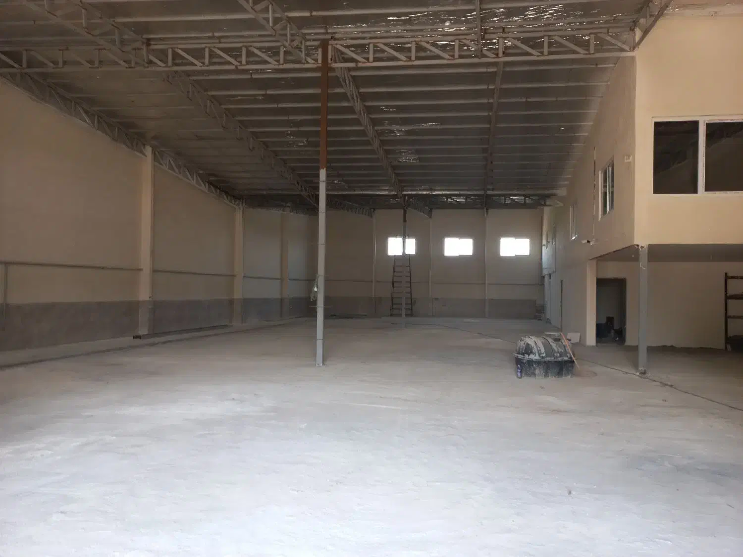 رهن و اجاره سوله ۱۰۰۰ متری با آب و برق و گاز صنعتی|اجارهٔ دفتر صنعتی، کشاورزی، تجاری|ساری, |دیوار