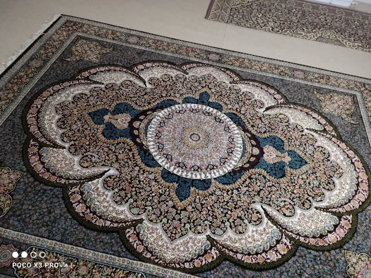 فرش دوازده متری|فرش|رامهرمز, |دیوار