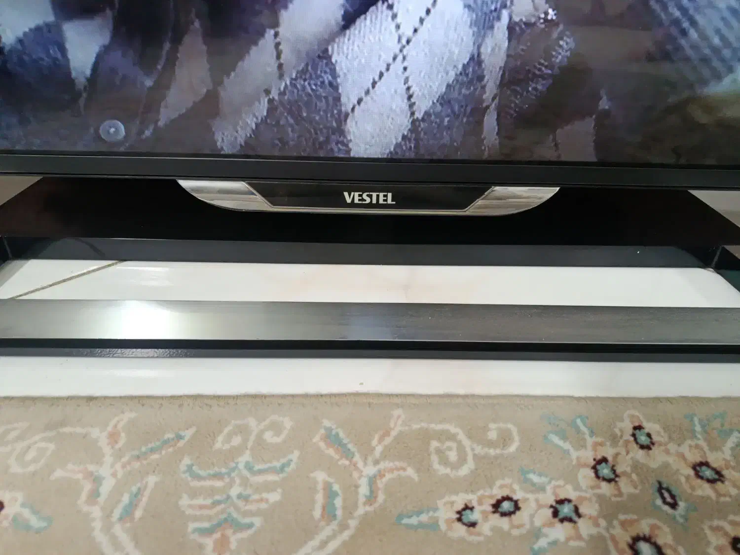 تلوزیون ۴۲ اینچ اسمارت هوشمند|تلویزیون و پروژکتور|تنکابن, |دیوار