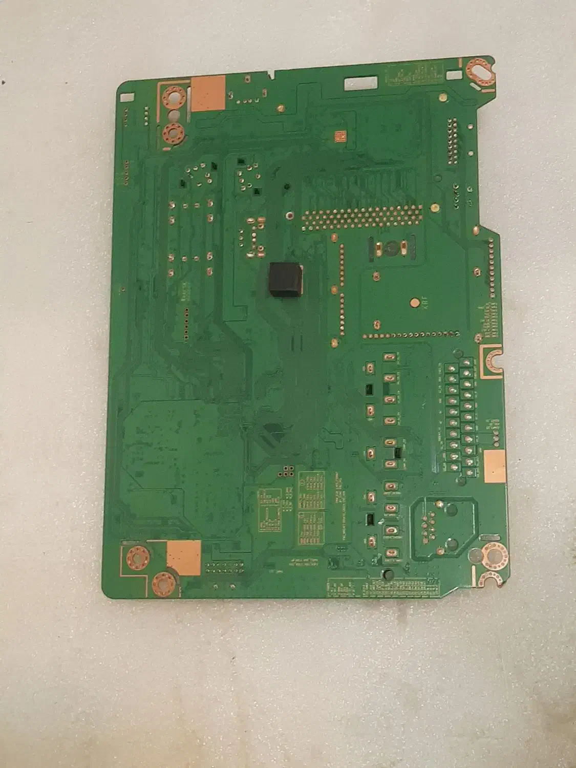 برد مین تلویزیون سامسونگ|تلویزیون و پروژکتور|شهرضا, |دیوار