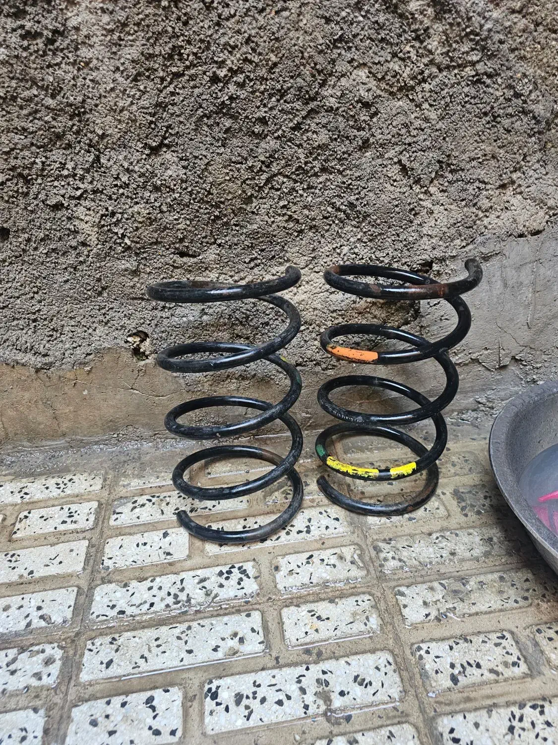 گاز cng ،چراغ جلو پارس و فنر پژو بریده شده|قطعات یدکی و لوازم جانبی|خرم‌آباد, |دیوار