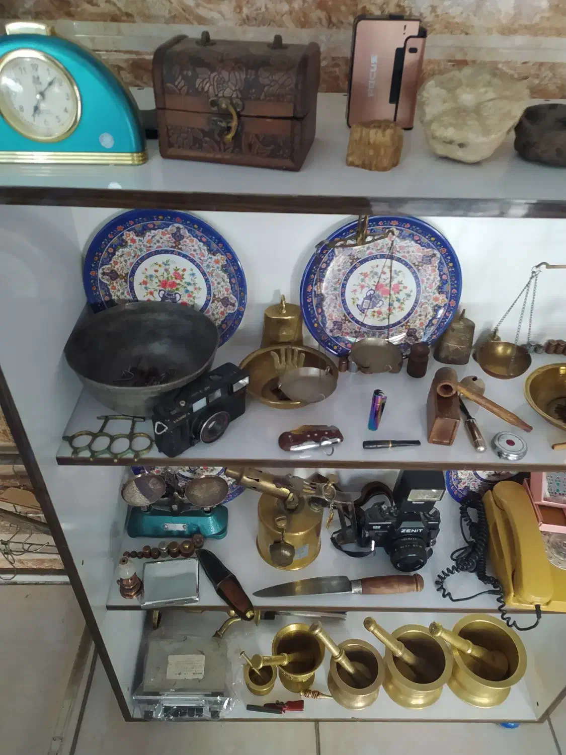 خرید وفروش وسایل انتیک وکلکسیونی|کلکسیون اشیاء عتیقه|سقز, |دیوار