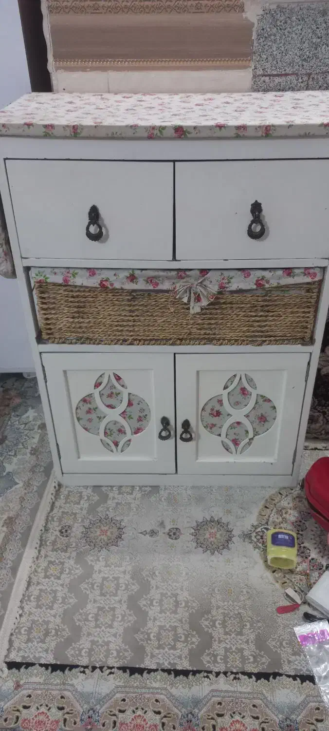 میز اتو|اتو و لوازم اتو|قم, شهر قائم|دیوار