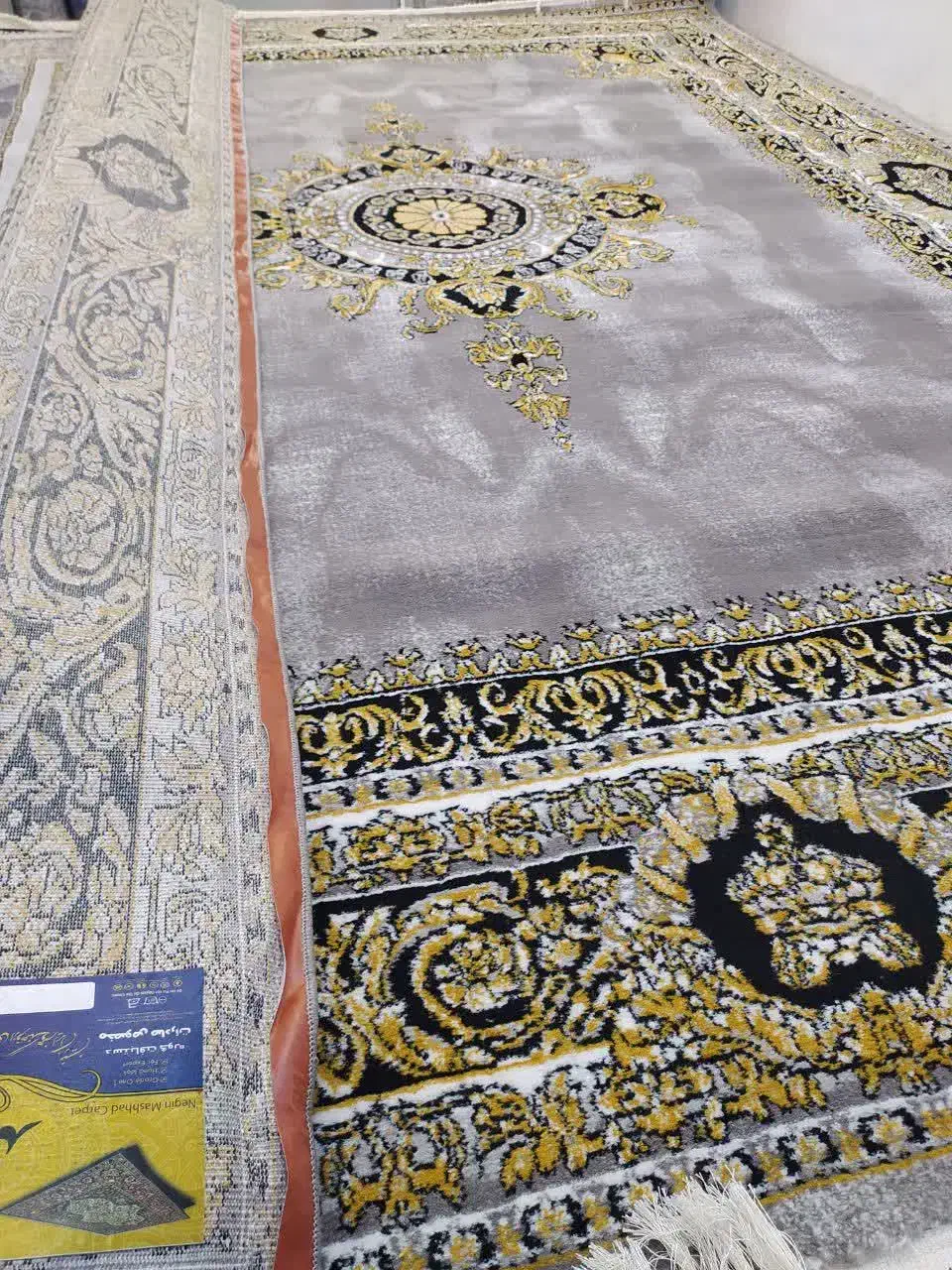 فرش9متری ورساچه 500شانه نخ B C F به نرخ گلیم،نو|فرش|تویسرکان, |دیوار