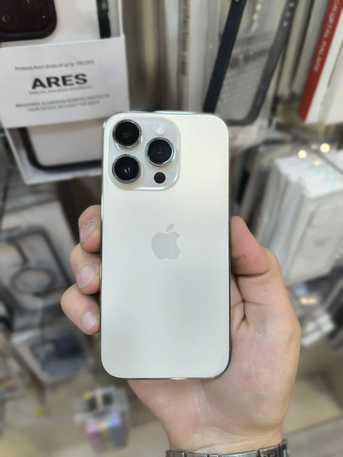 Iphone14 pro 256 gig باطری ۸۸ بدون بازشدگی رنگ گلد|موبایل|تهران, گیشا|دیوار