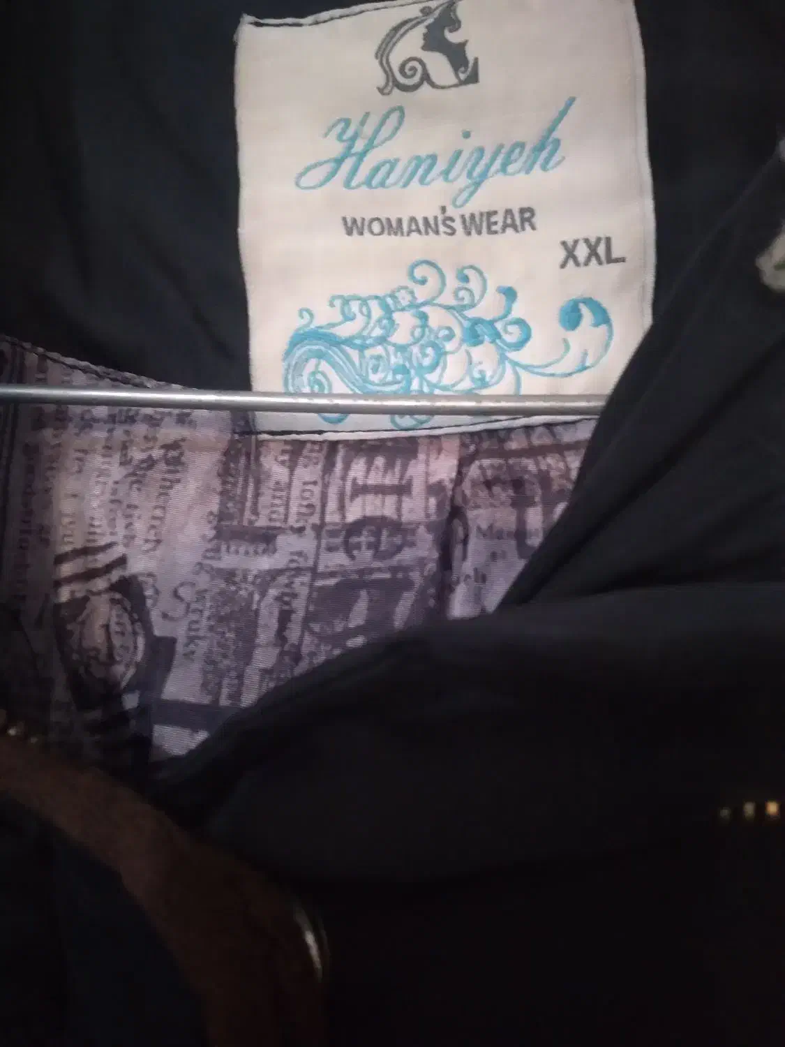 بارونی یقه خزدار مناسب سایز ۳۸ تا ۴۲|لباس|رشت, شهرک صبا|دیوار