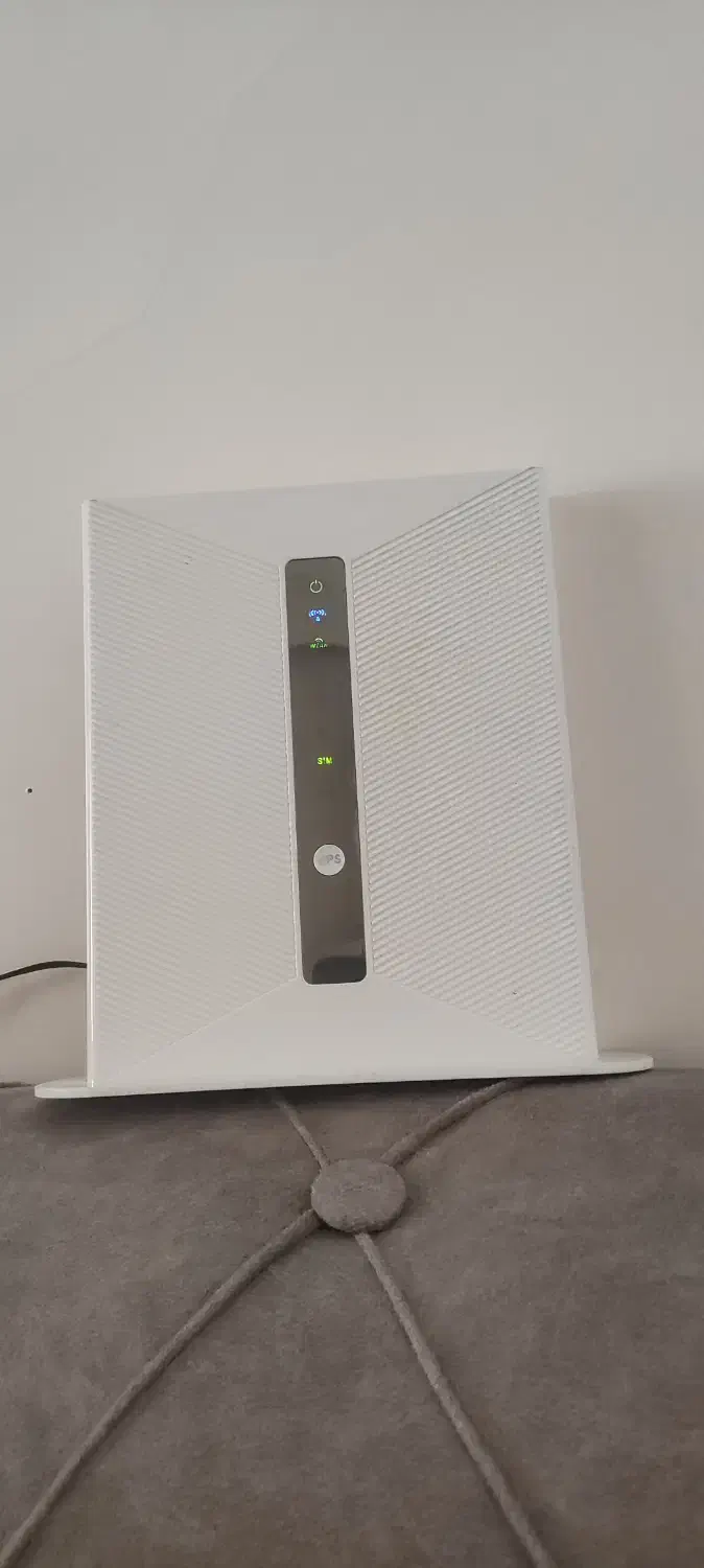 مودم سیم کارت خور 4G ایرانسل|مودم و تجهیزات شبکه|تهران, امام زاده حسن|دیوار