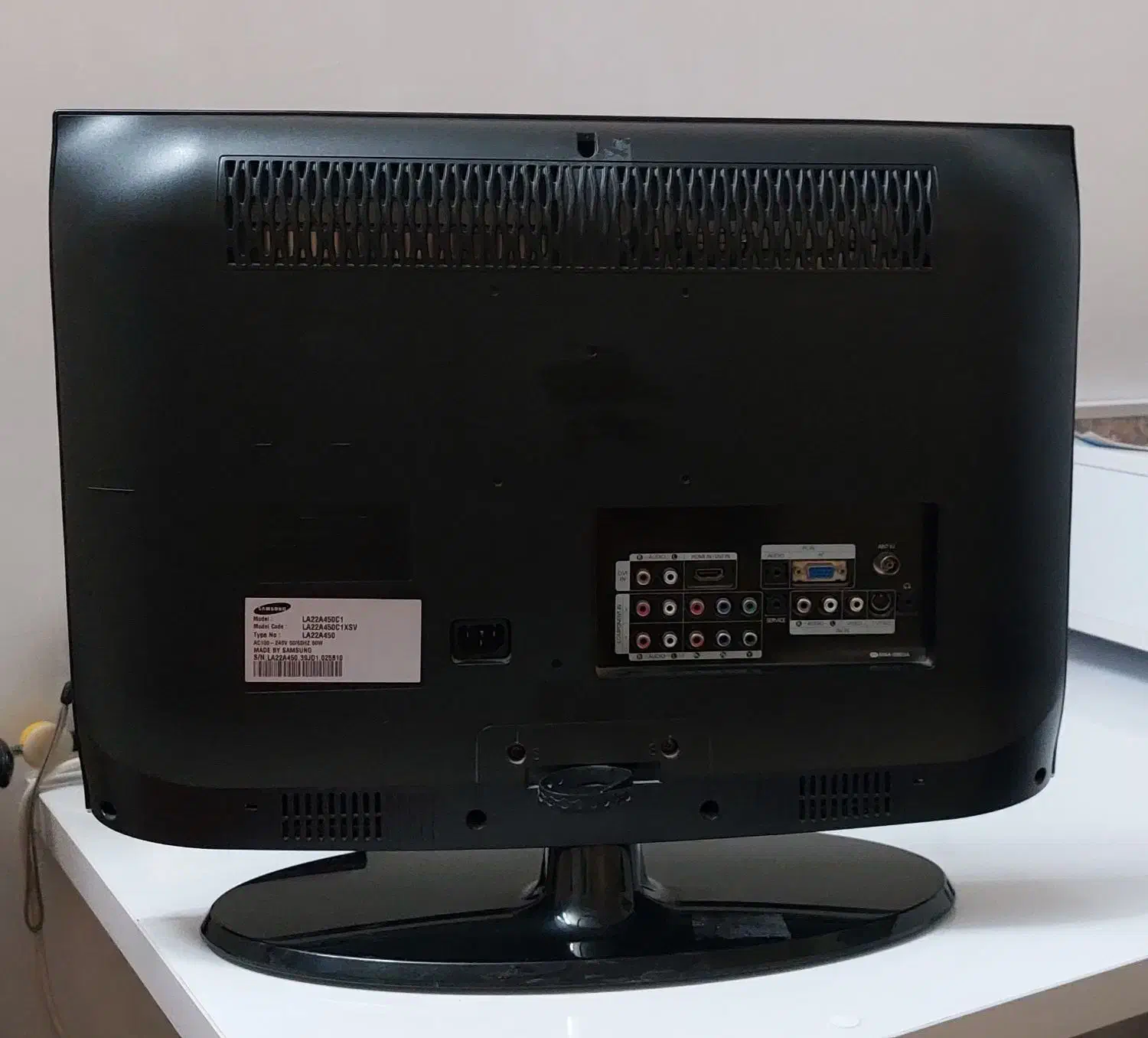 فروفروش یکدستگاه تلویزیون سامسونگ ۲۲ اینچ|تلویزیون و پروژکتور|بروجرد, |دیوار