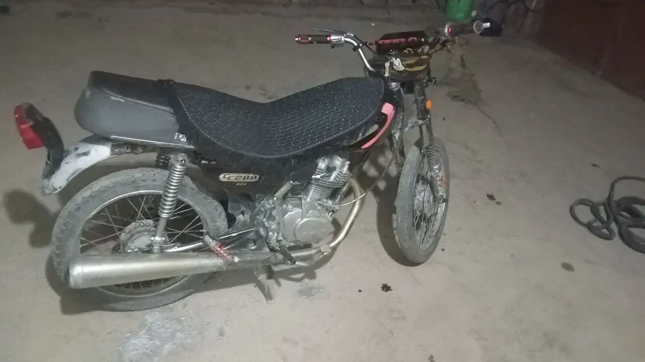 موتور سیکلت|موتورسیکلت|سمیرم, |دیوار