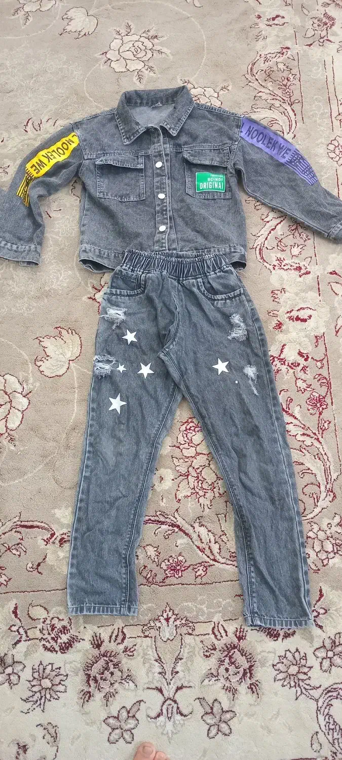 لباس دخترانه|کفش و لباس بچه|شیروان (خراسان), |دیوار