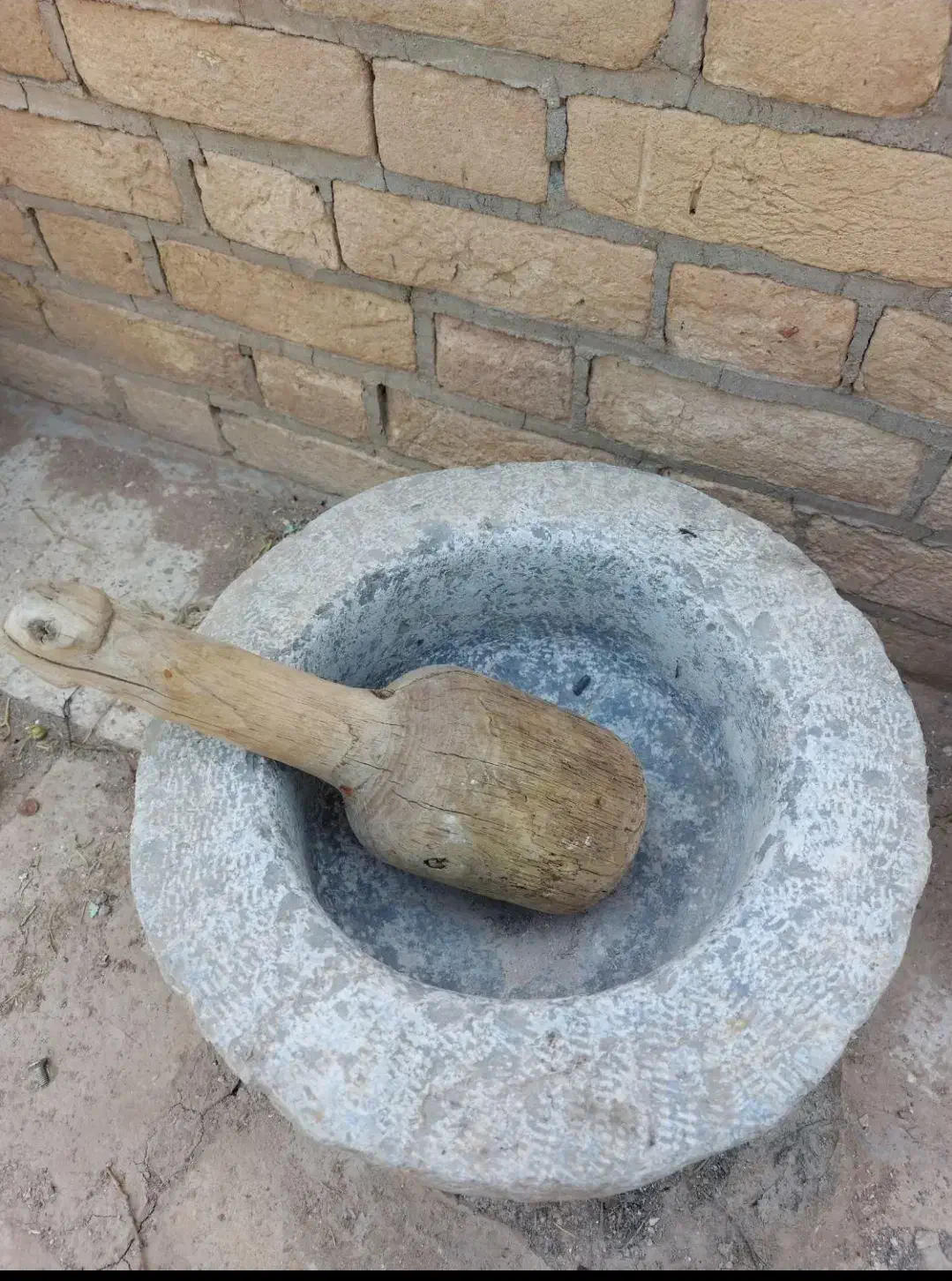 سرکوسنگی|ظروف پختوپز|کاشان, میدان میوه تره بار|دیوار