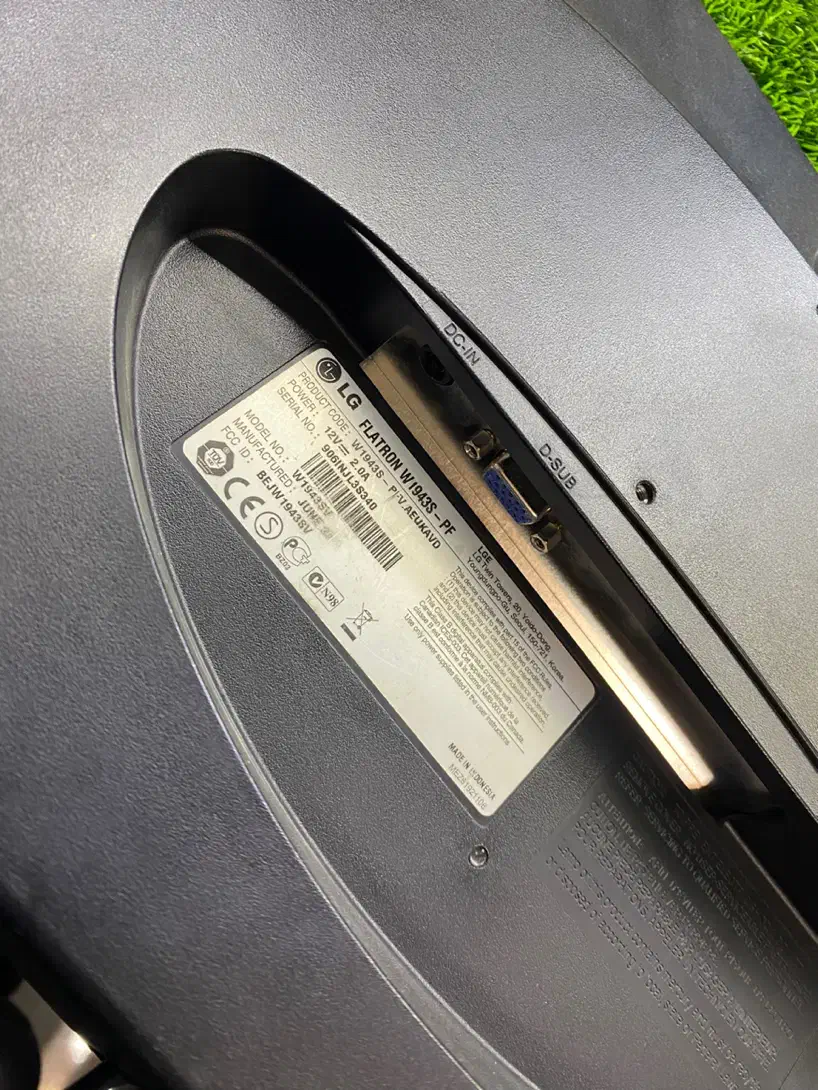 مانیتور 20 اینچ|قطعات و لوازم جانبی رایانه|سنندج, |دیوار