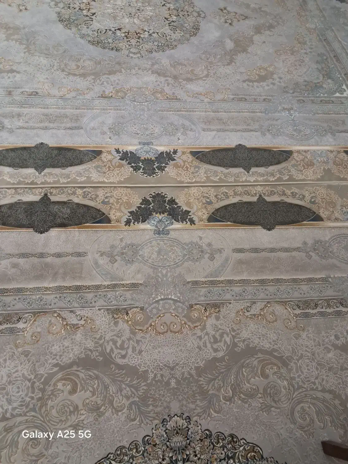 فرش ۱۲۰۰ شانه ۳۶۰۰ تراکم|فرش|کوهدشت, |دیوار