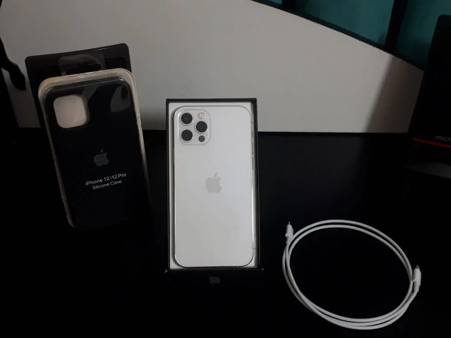 iphone 12 pro|موبایل|رشت, چمارسرا|دیوار