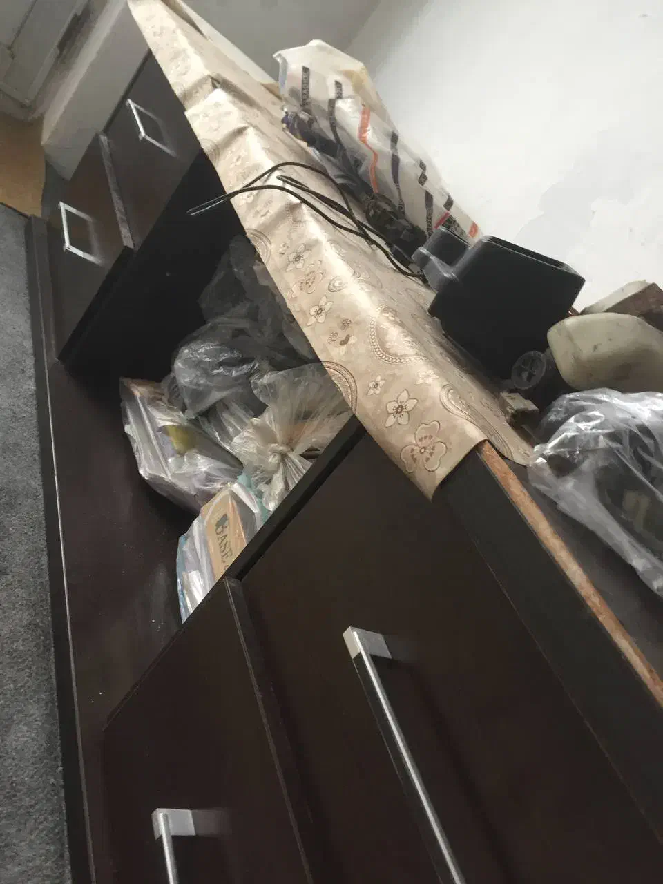 زیر تلویزیونی|میز تلویزیون|تالش, هشتپر|دیوار