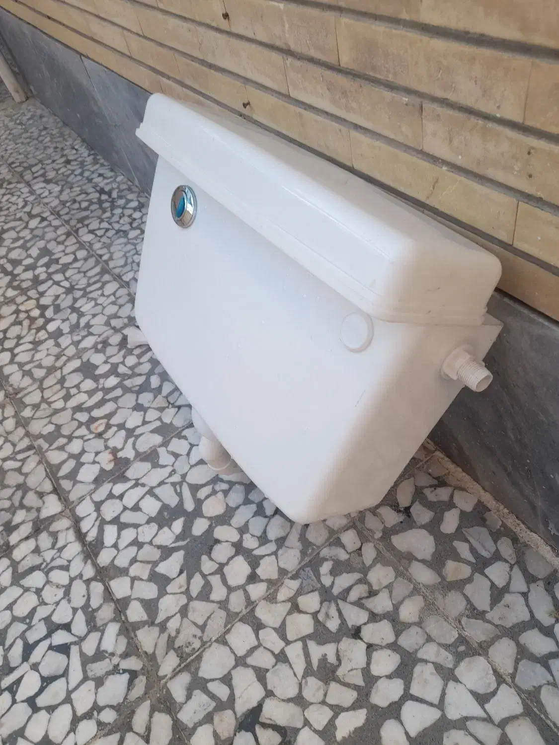 فلاش تانک.|لوازم سرویس بهداشتی|خمینی‌شهر, |دیوار