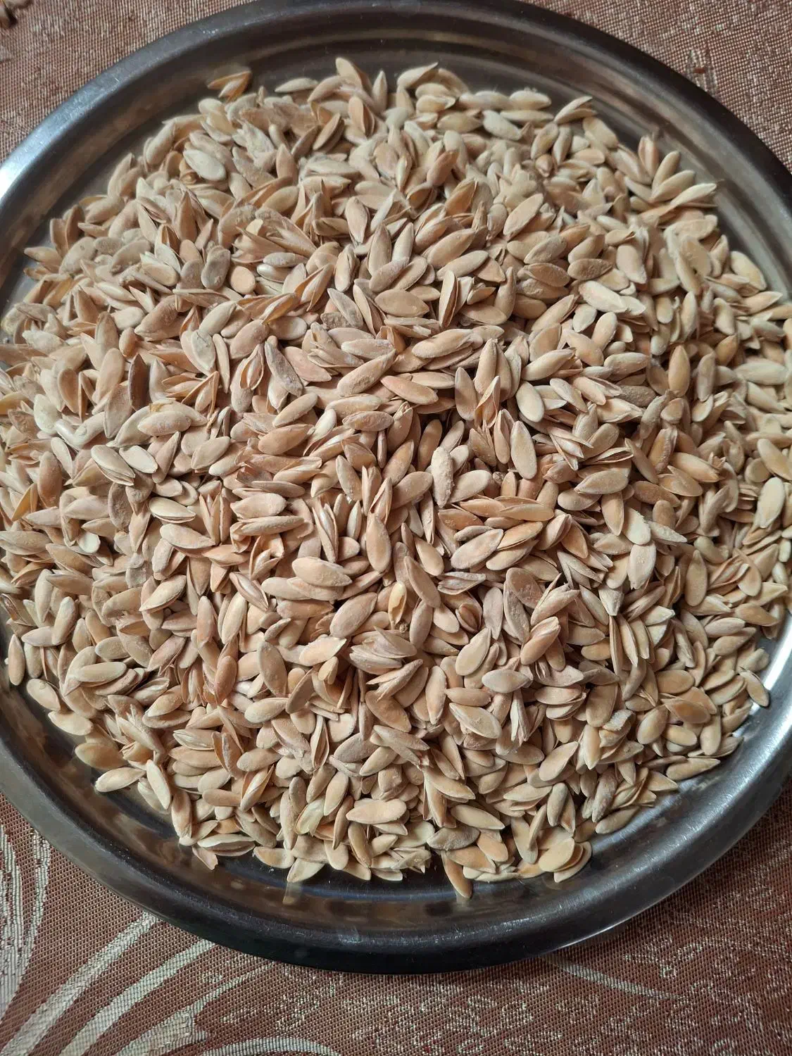 تخمه گرمک نمک زده اماده بودادن|خوردنی و آشامیدنی|اصفهان, ارغوانیه|دیوار