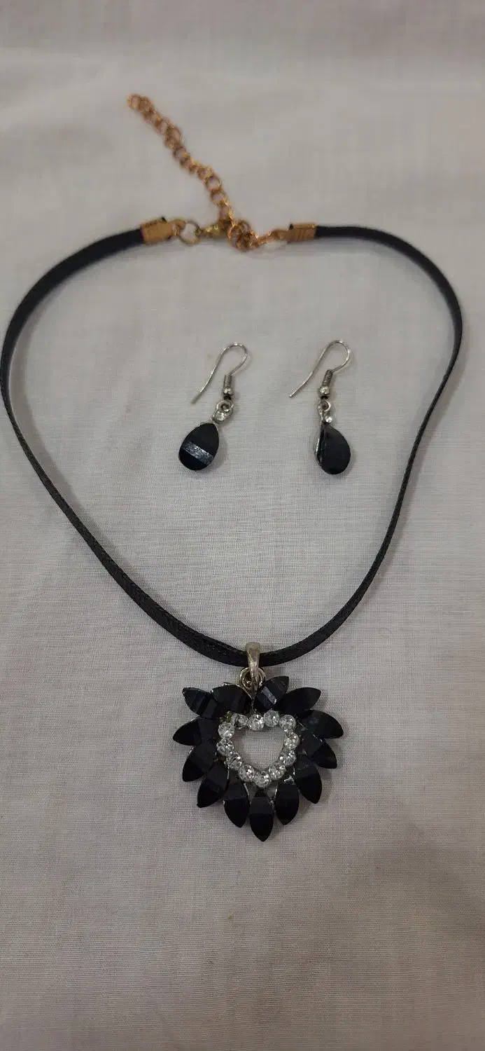 گردن بدل|بدلیجات|شیراز, شهرک مخابرات|دیوار