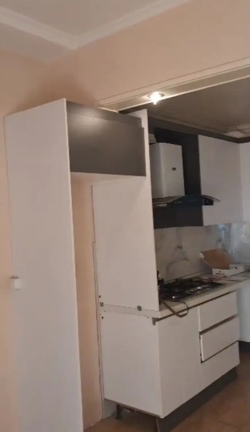 کابینت ام دی اف بسیار سالم|مصالح و تجهیزات ساختمان|نسیمشهر, |دیوار