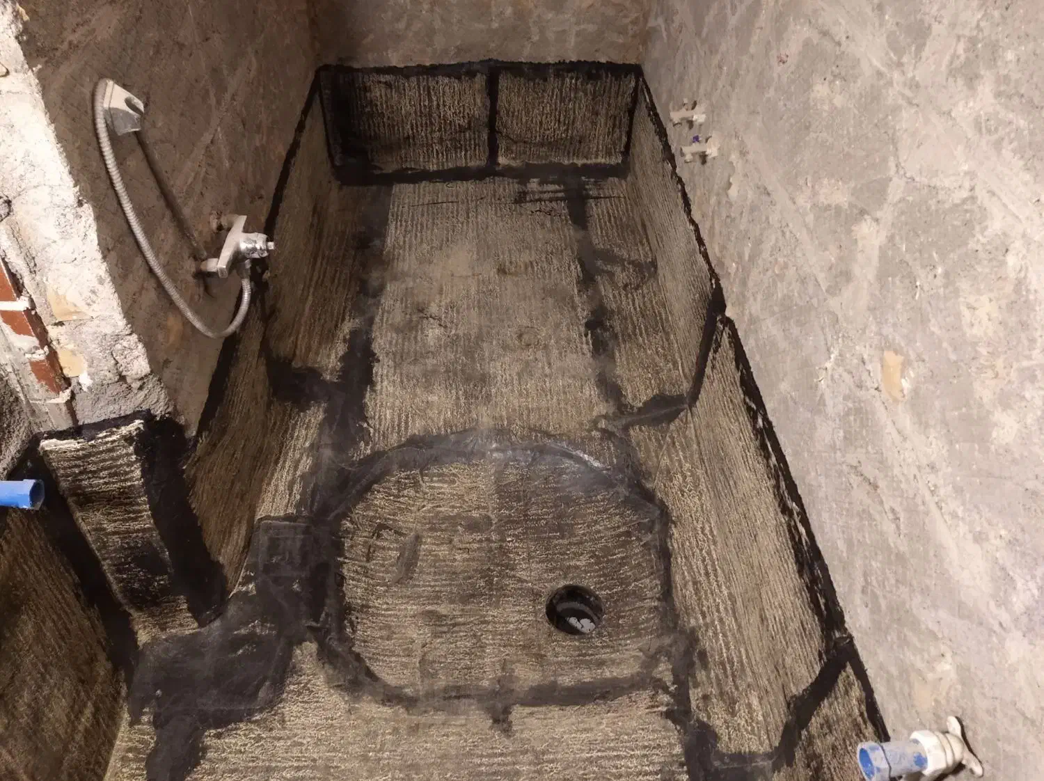 فروش و نصب انواع ایزوگام شرق قیر چتایی واسفالت|خدمات پیشه و مهارت|مشهد, هفده شهریور|دیوار