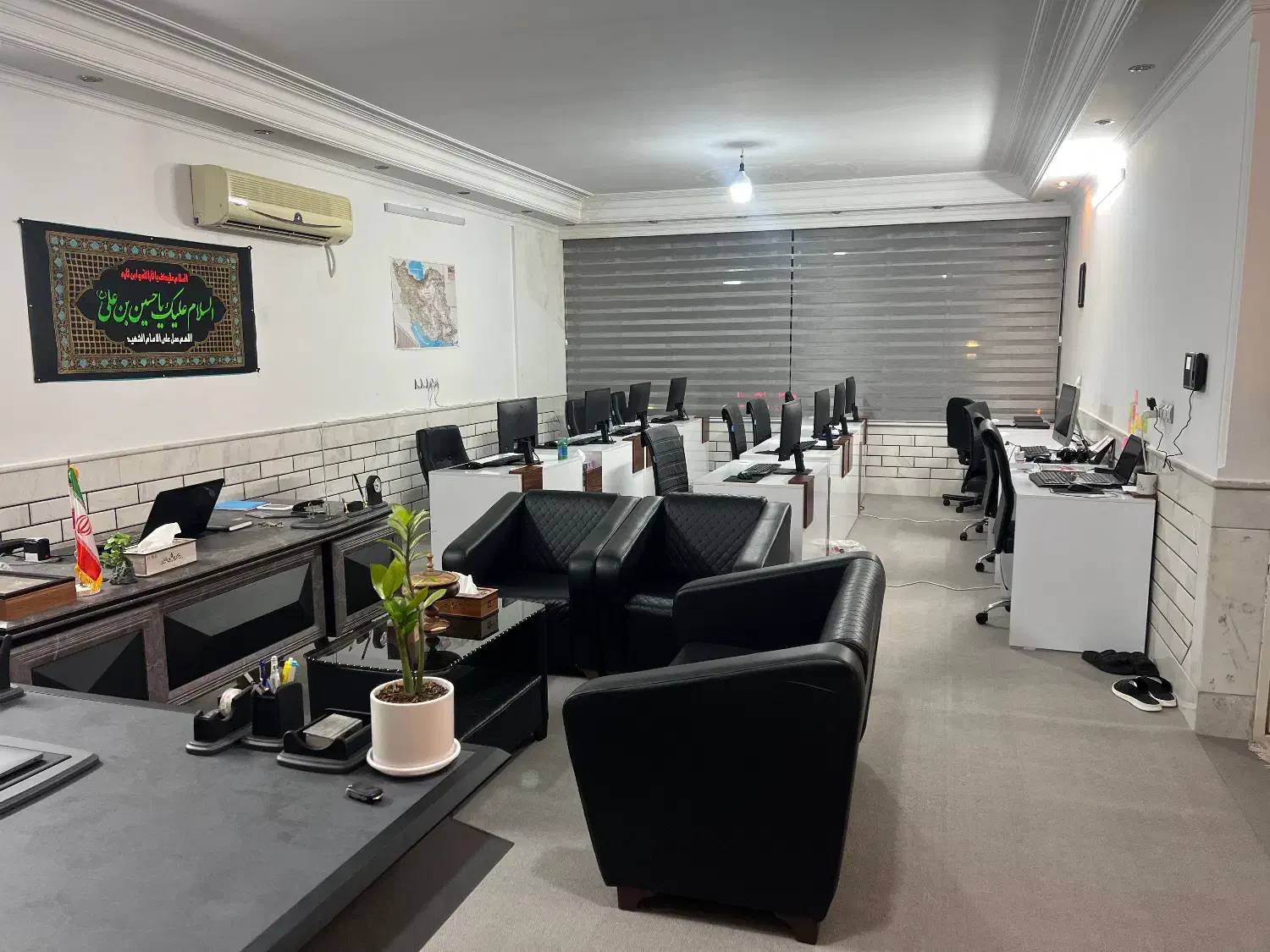 استخدام تعدادی نیروی خانم برای فروش تلفنی محصول|استخدام بازاریابی و فروش|قم, بکایی|دیوار