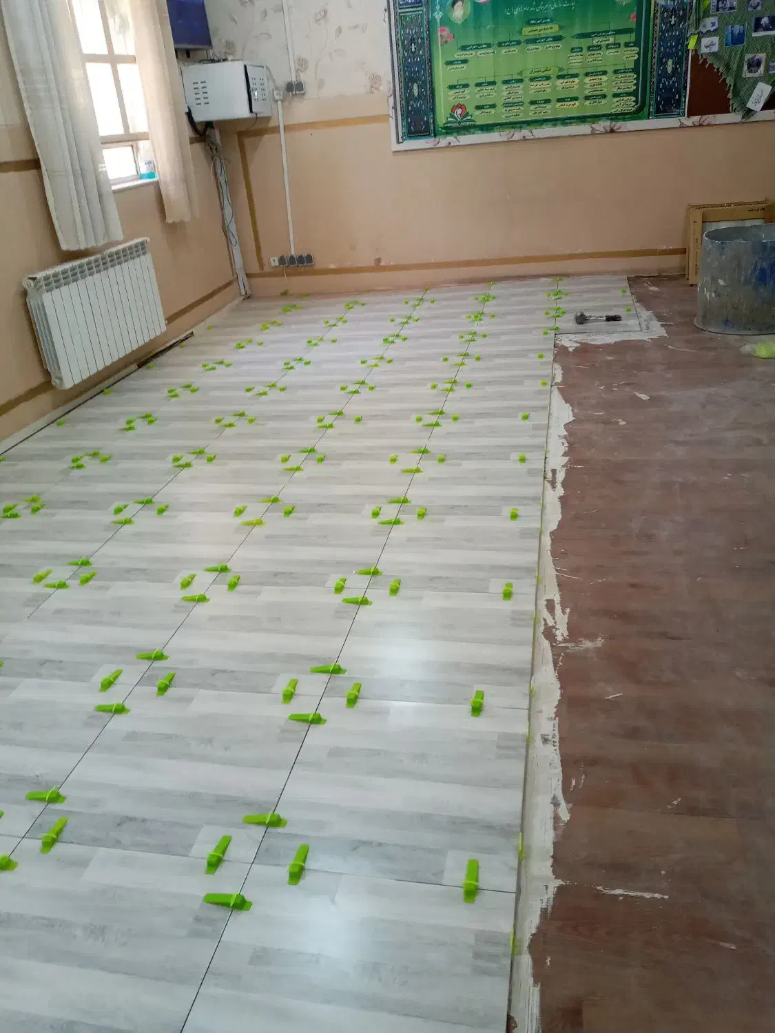 کاشی کاری و سرامیک کار و کاشیکار|خدمات پیشه و مهارت|چابهار, |دیوار