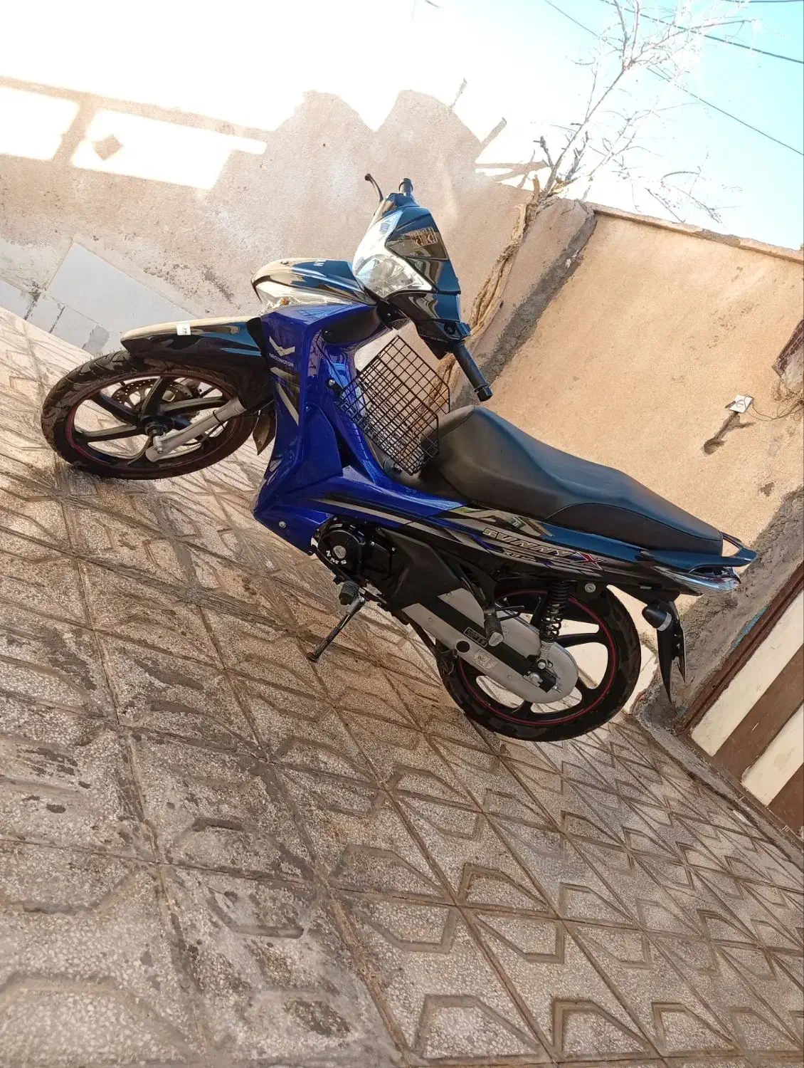 موتور لاکی احسان صفر|موتورسیکلت|بردسکن, |دیوار