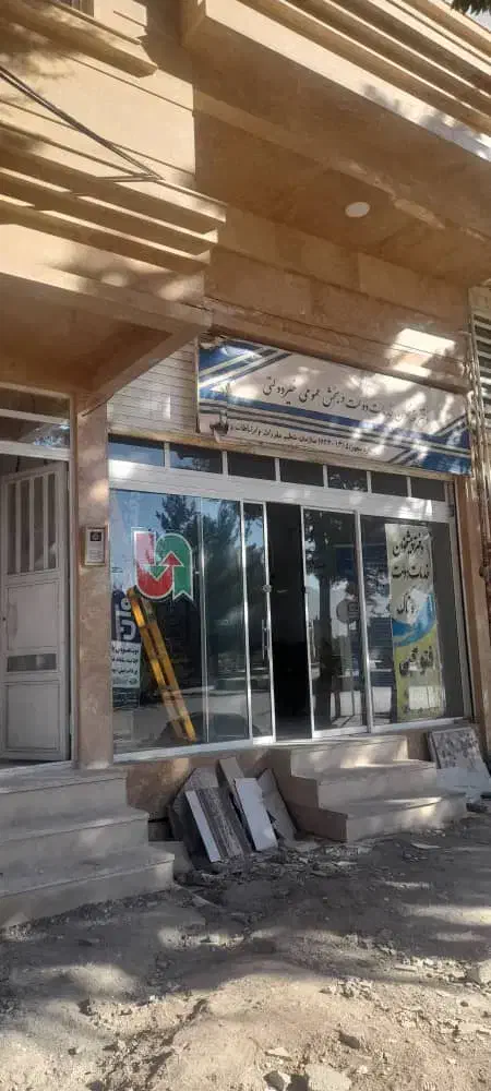 مغازه ۶۰ متدی با ۴۰ متر نیم طبقه|اجارهٔ مغازه و غرفه|هرسین, |دیوار