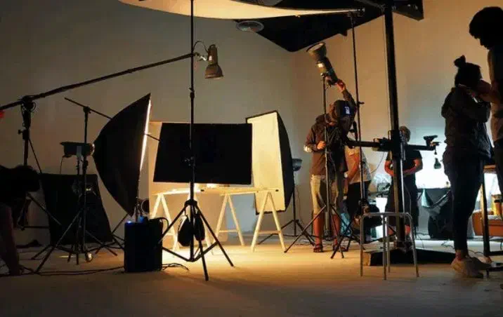 ساخت انواع تیزر تبلیغاتی و عکاسی صنعتی|خدمات پذیرایی، مراسم|ارومیه, |دیوار