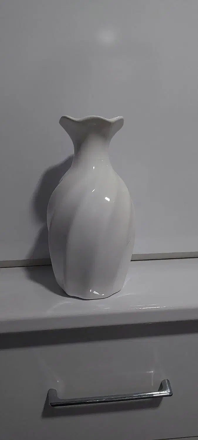 گلدان چینی نو|صنایع دستی و سایر لوازم تزئینی|تبریز, |دیوار